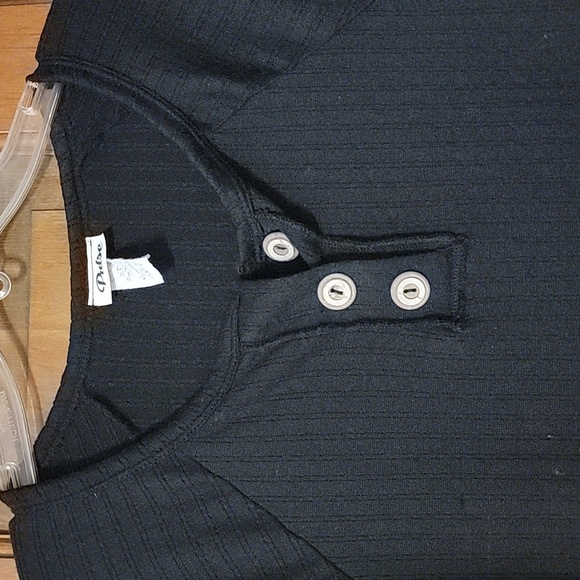 Boutique top - Picture 3 of 5